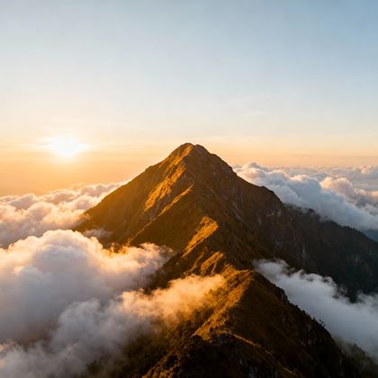 Đỉnh Tà Chì Nhù – Thiên Đường Mây Nơi Hạ Giới